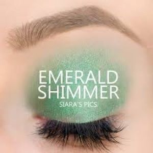 Shadowsense by Senegence. Shade: Emerald Shimmer. NWT.
